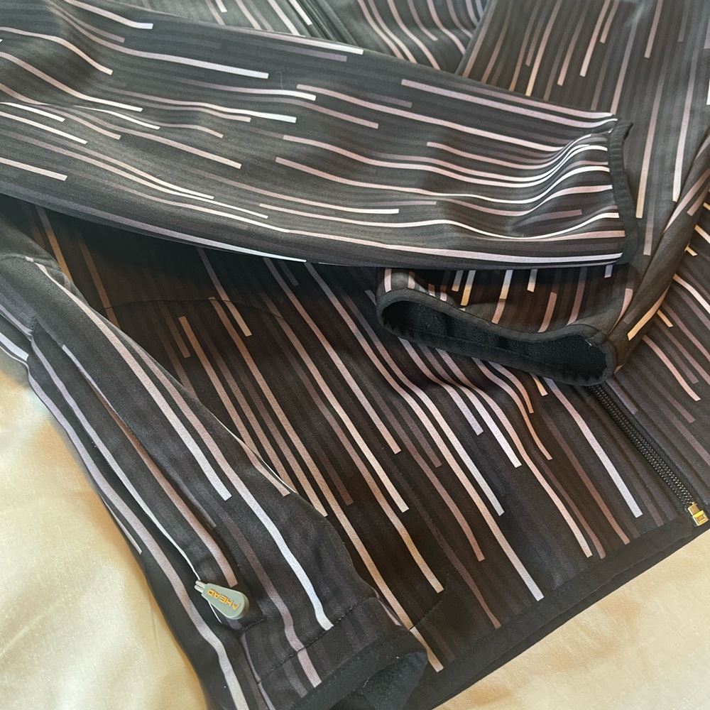 Golf Hoodie zip up front - Picture 5 of 13